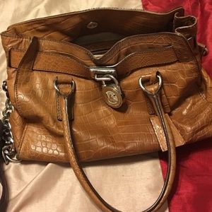 Tan brown leather Michael Kors bag